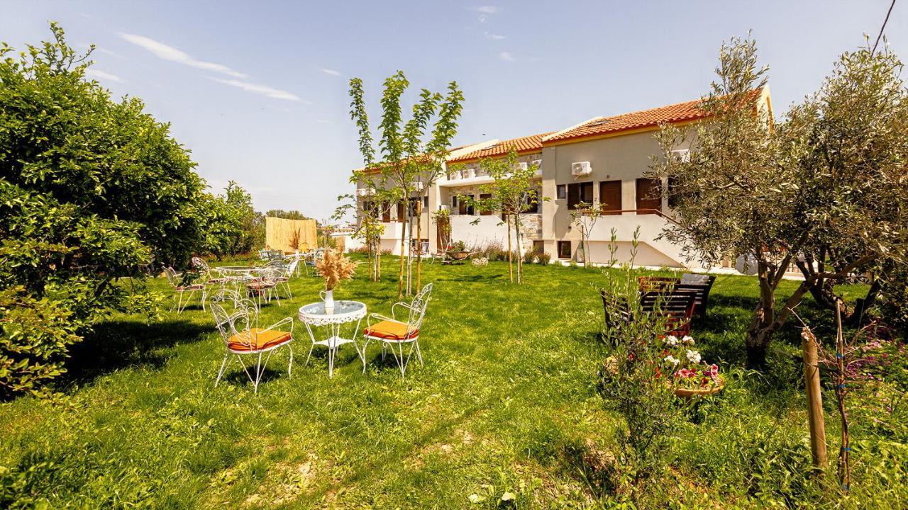 Aether Green Apartments Nea Roda Luaran gambar